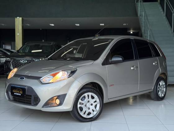 FORD FIESTA 1.6 MPI CLASS HATCH 8V FLEX 4P MANUAL
